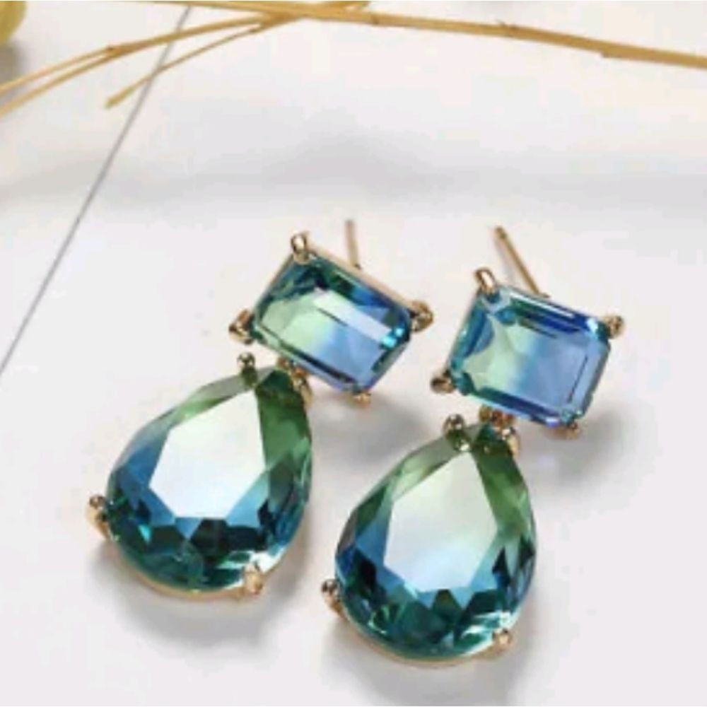 Blue Green Ombre Crystal Rhinestones Drop Dangle Earrings - Picture 2 of 4